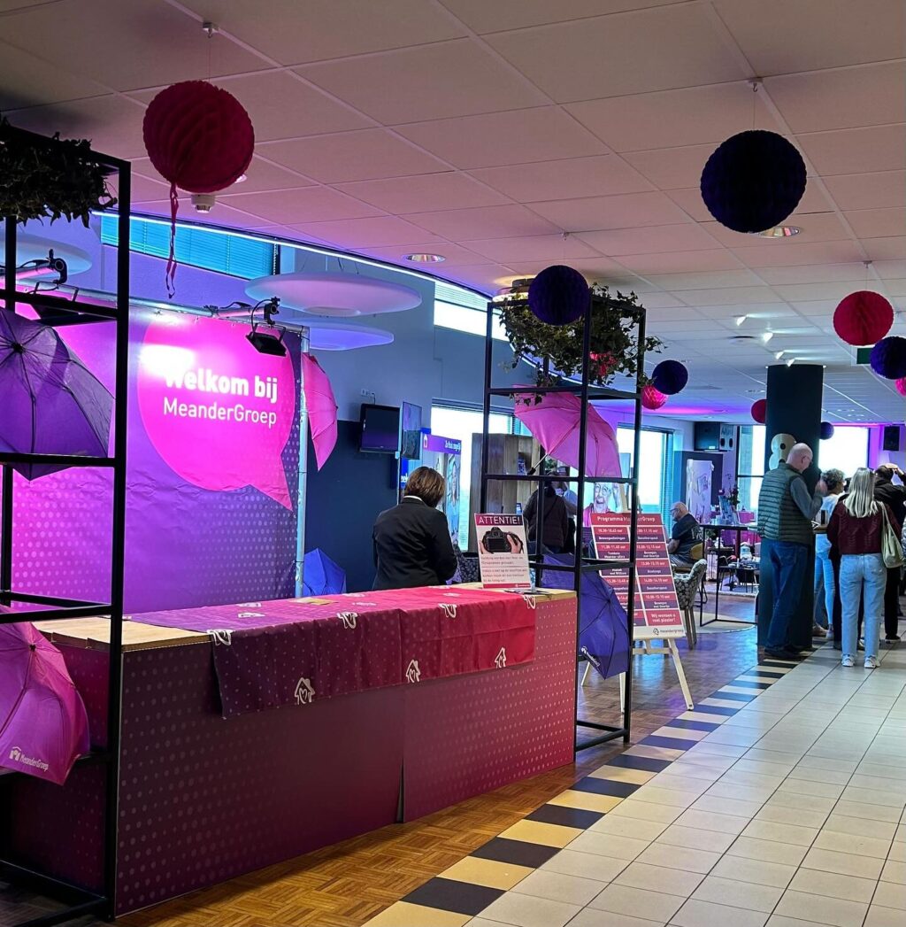 Instagram post from vormzuid. This post is in position 0.